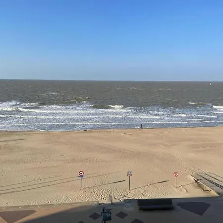 In Near Albertstrand Knokke-Heist