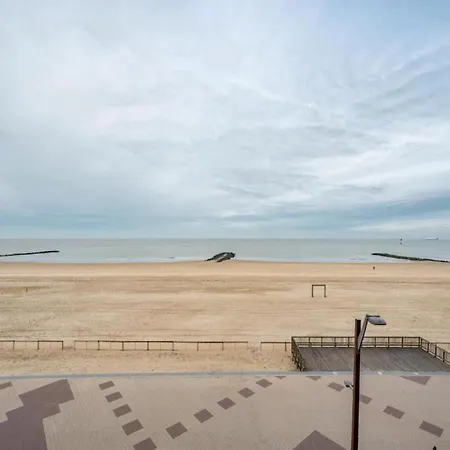 Apartment In Near Albertstrand